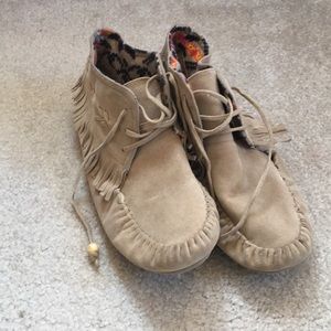 Moccasin booties